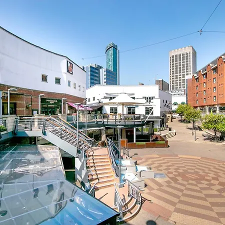 Centre View Very Close To Bullring *